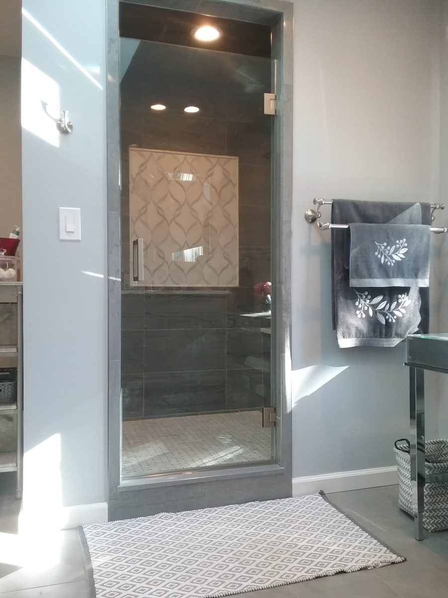 Commercial glass storefront installation